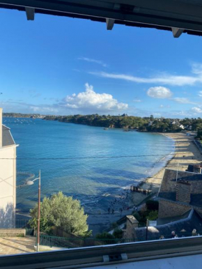 T2 - T3 Vue exceptionnelle - Centre ville de Dinard